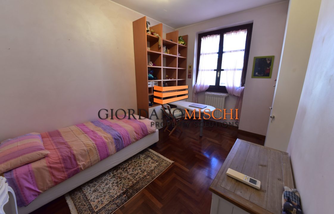 MGL_5825