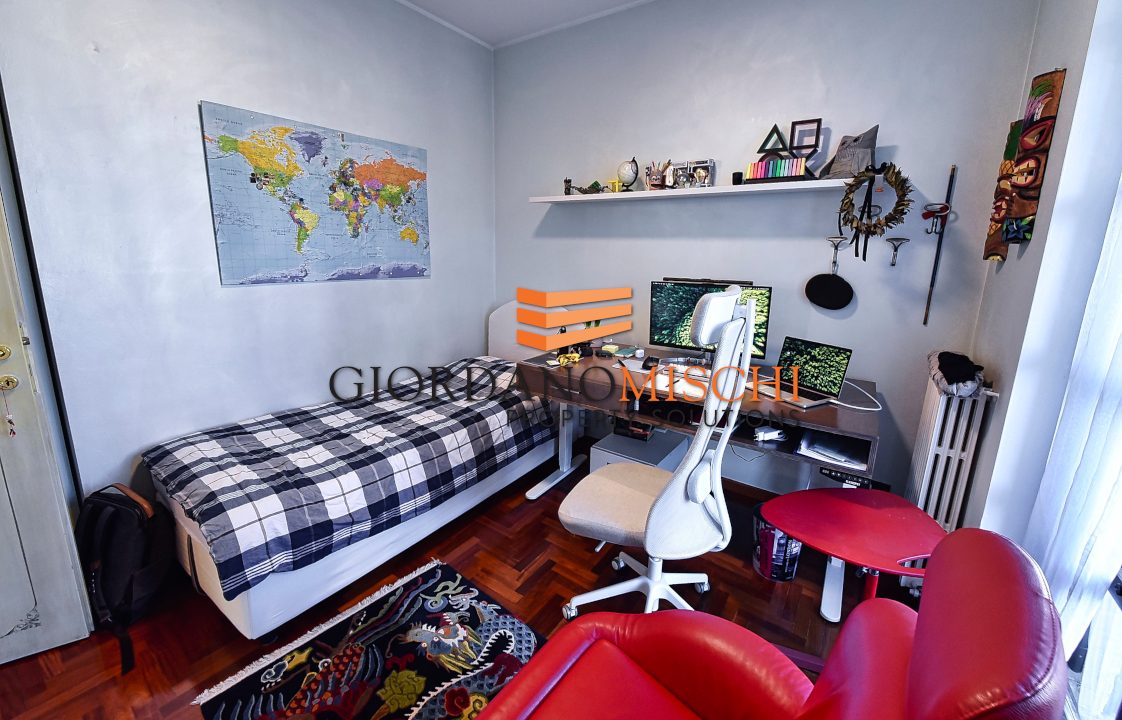 MGL_5830
