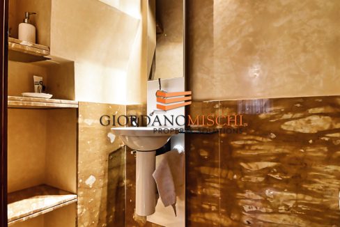 MGL_7985