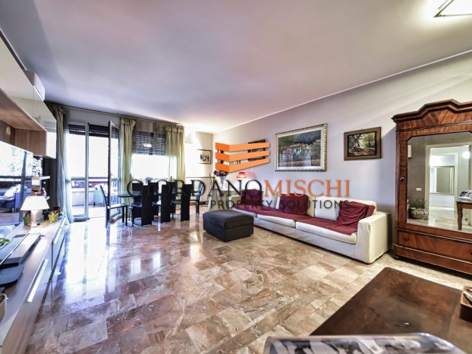 Vedano al Lambro, via Battisti 25.