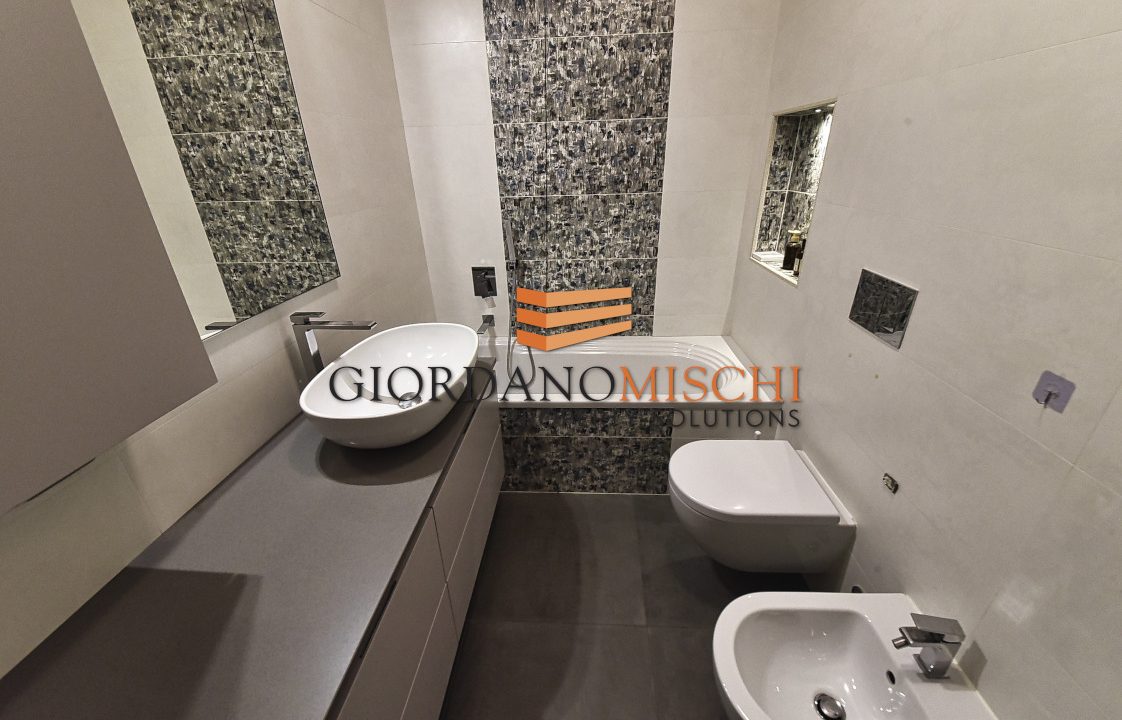 MGL_4448