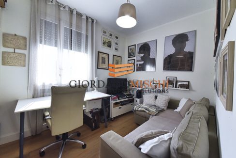 MGL_4493