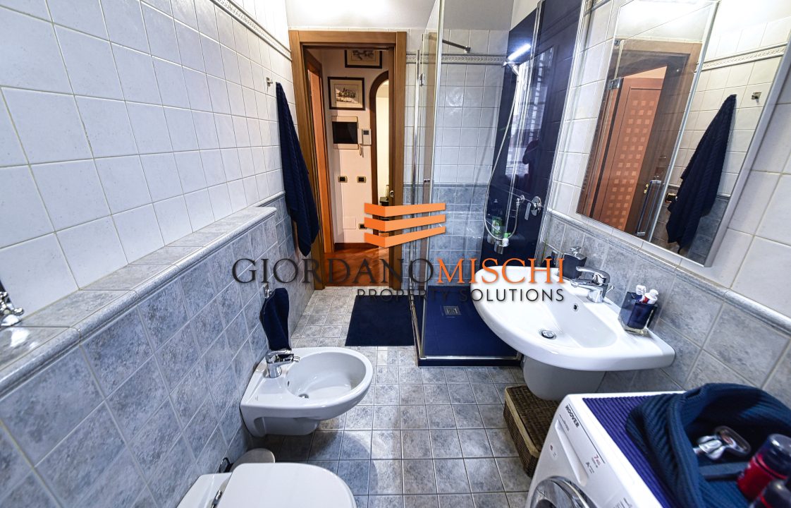 _MGL6104