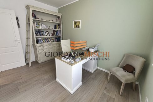_MGL8352