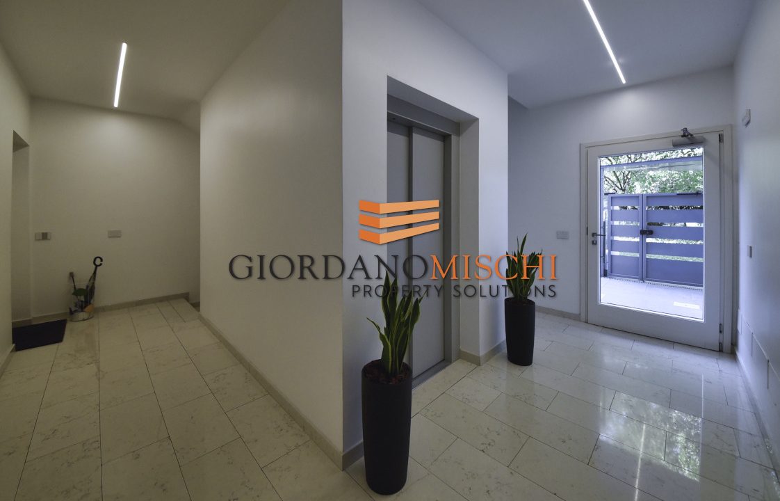 _MGL8392