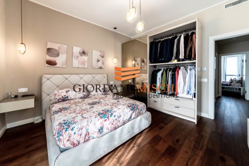 8095 copia